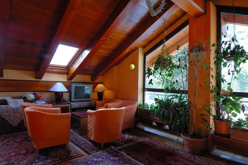 Hotel Bucaneve Bardonecchia Exterior photo