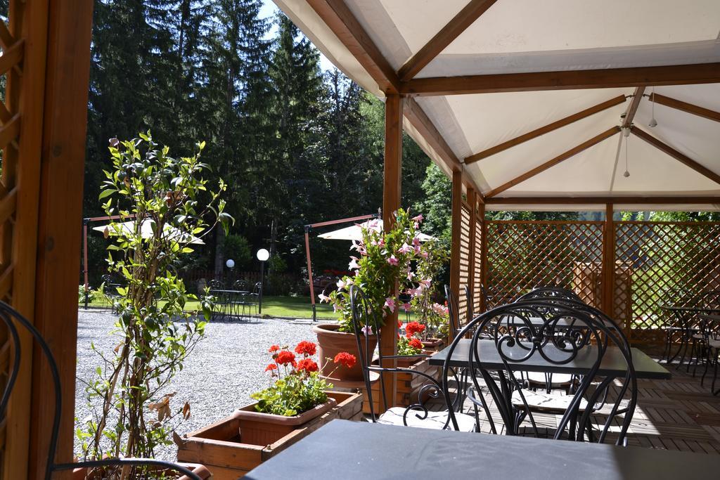 Hotel Bucaneve Bardonecchia Exterior photo