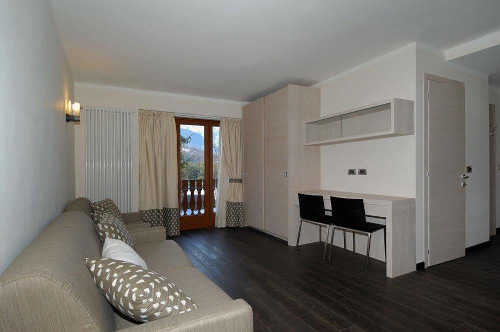 Hotel Bucaneve Bardonecchia Exterior photo